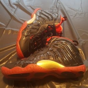 **Like New***Nike Little Posite One ***Size 6Y**